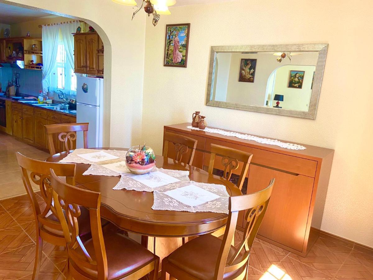 Casa Neves Three Bedrooms And Fantastic Sea View Arco da Calheta  Exteriér fotografie